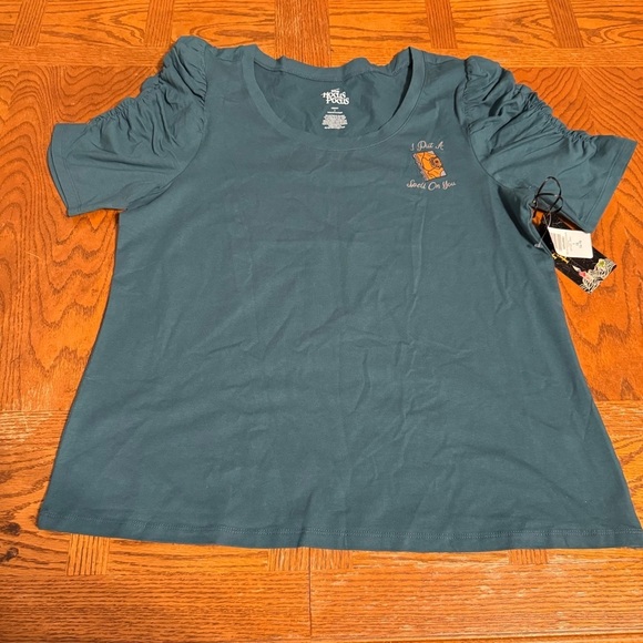 NEW Torrid Hocus Pocus Foxy Puff Ruched Sleeve Slim Fit Top Sz 1X Halloween Chic - Picture 3 of 12